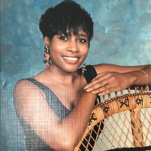 Meet your Posher, Yalonda